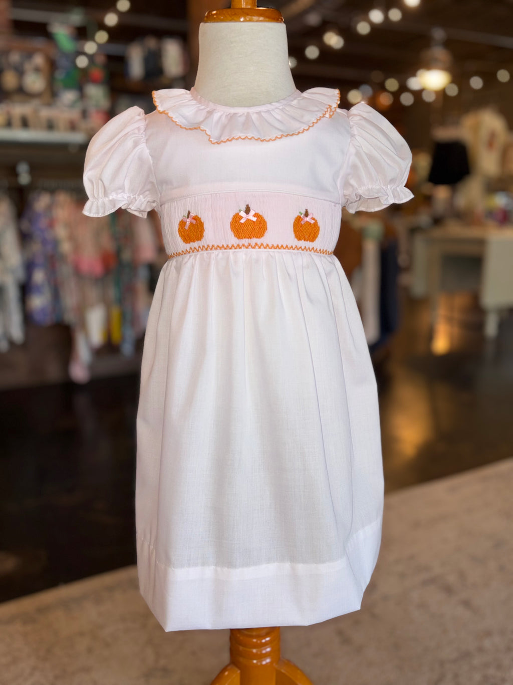 Pink pumpkin and bow dress ￼